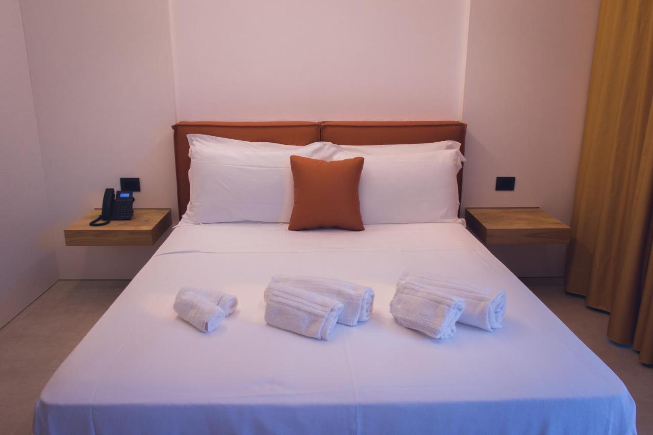 צ'פאלו Sunset Hotel מראה חיצוני תמונה